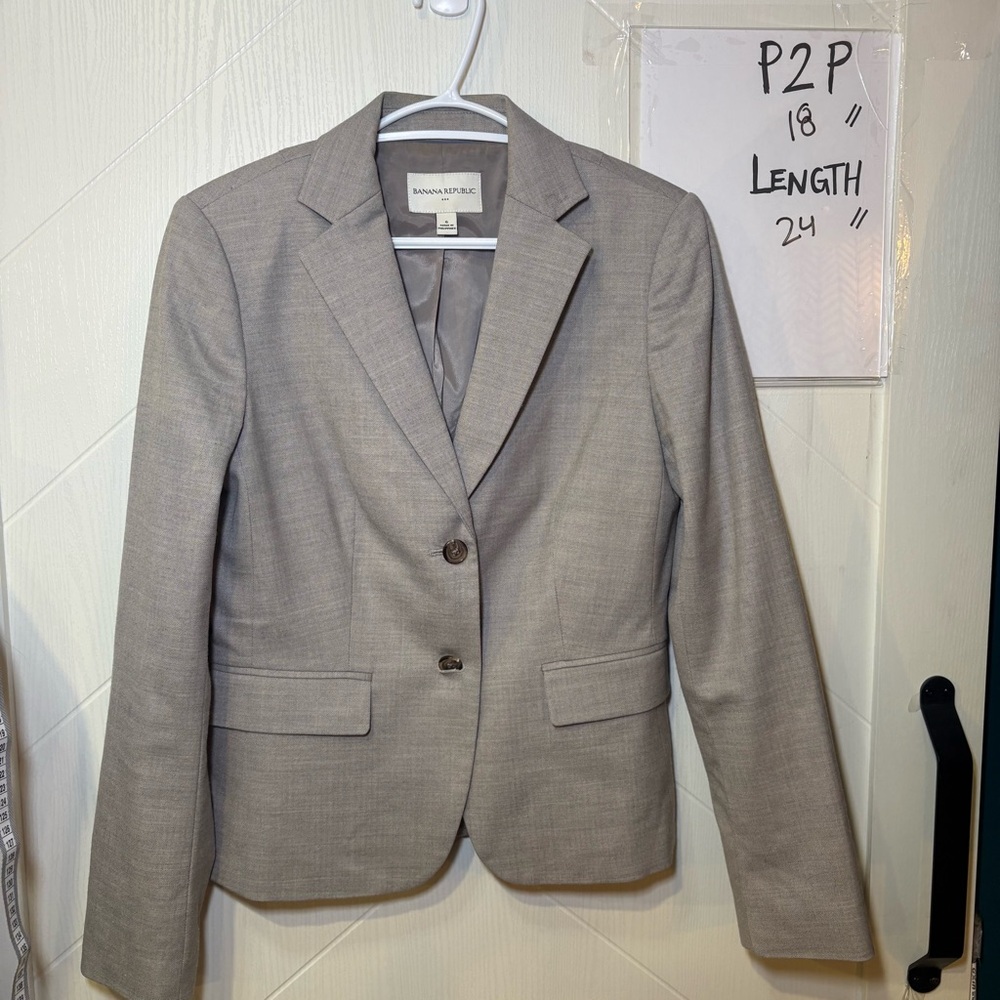 Banana Republic Grey Wool Blend Herringbone Blazer Jacket Size 6 Office‎ Career